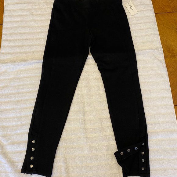Pull-on stretchy pants with side ankle snap detail - NWT - Picture 1 of 16